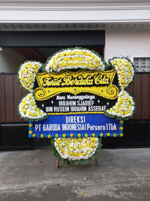 Papan Bunga Duka di Tanah Merah